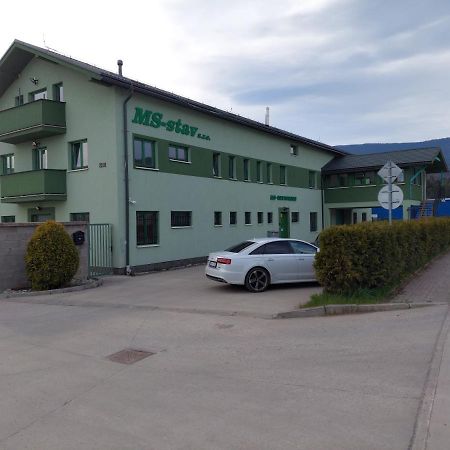 Ms-Ubytovanie Hotel Alsókubin Kültér fotó